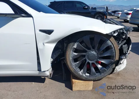 2022 Tesla Model 3 Performance Dual Motor All-Wheel Drive from USA, damaged, VIN 5YJ3E1EC3NF196953